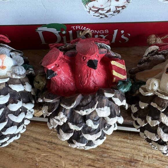 Dillard’s Trimmings Set Of 4 Animals In Pinecone Ornaments Wood Christmas - Picture 5 of 10